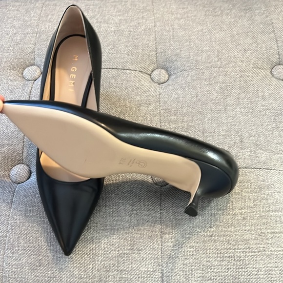 Made in Italy 38.5 women’s heels. Navy blue - Picture 2 of 2